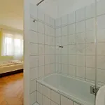 Zsofia بالاتونفوريد