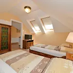 Zsofia *