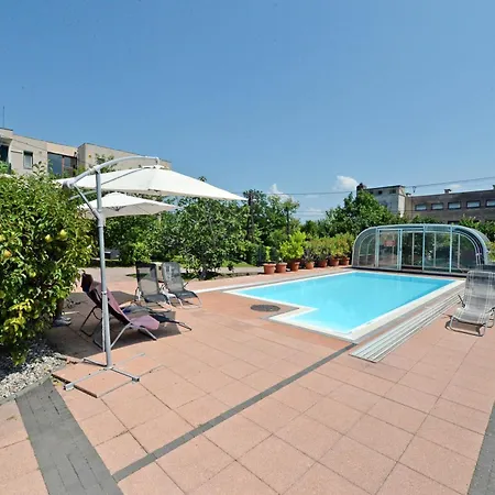 Zsofia Apartament