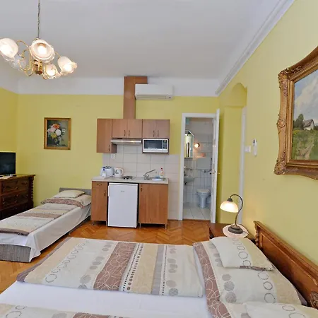 Apartament Zsofia *