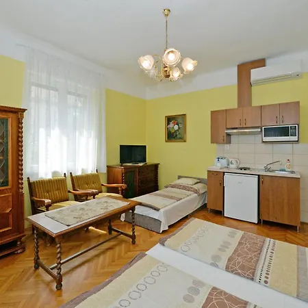 Zsofia Апартаменты