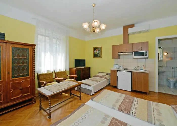 Zsofia Apartment